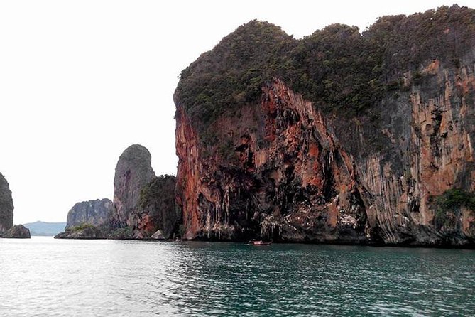 4 Islands One Day Tour From Krabi - Crowds and photo time at Railay and the small islands