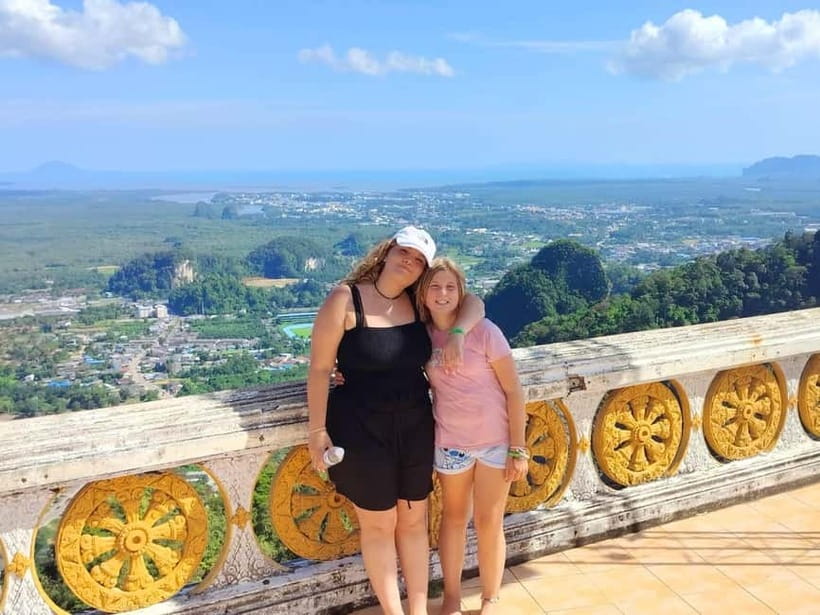 Ao Nang: Hot Springs, Emerald Pool, and Tiger Cave Day Tour - Tour rhythm: the best strategy depends on your energy level