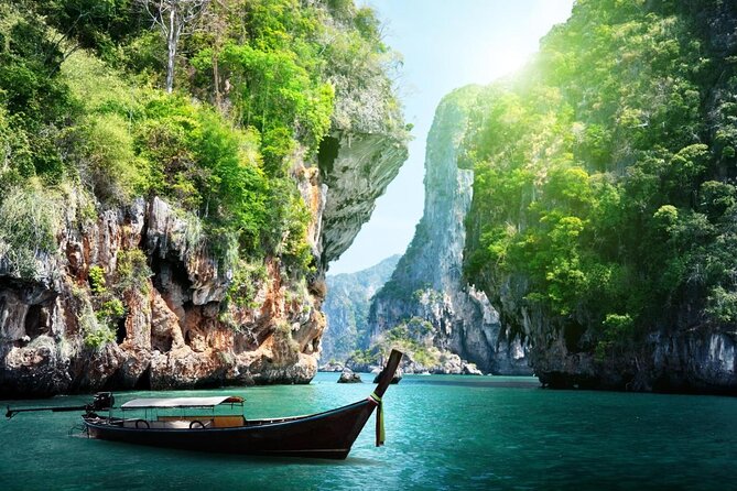 Beginner's Full Day Rock Climbing and Caving Tours at Railay Beach in Krabi - Railay Rock Climbing and Caving: Why This Day Works for Beginners
