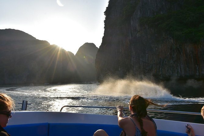 Early Bird Phi Phi Island & 4 Islands Speed Boat Tour from Krabi - Early start: why 7:00 am changes the whole Phi Phi day