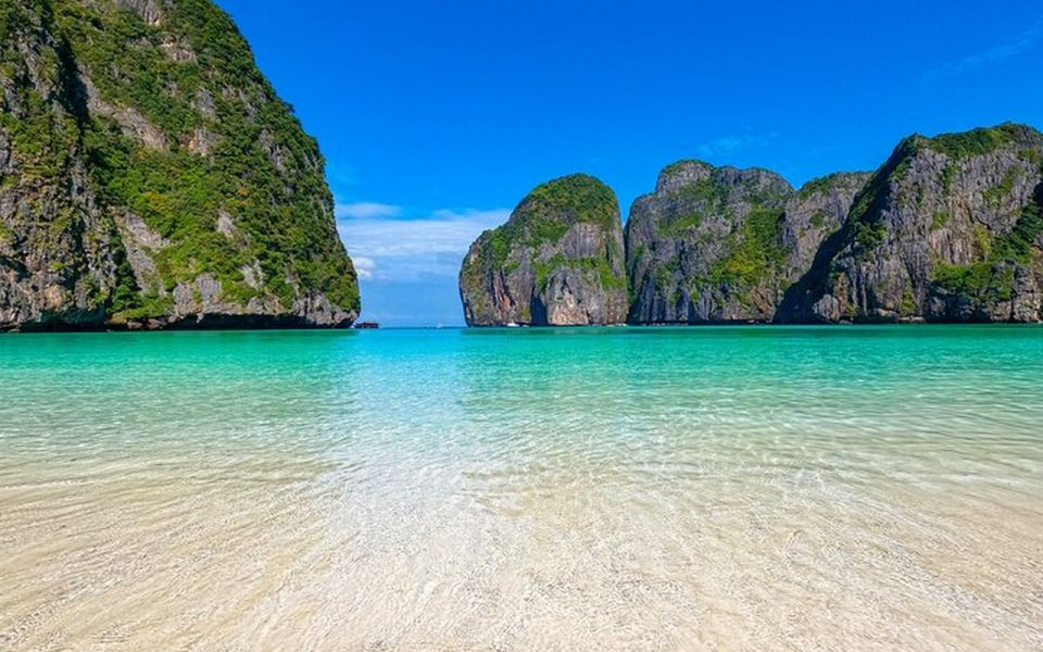 From Ao Nang: Phi Phi Islands Day Tour by Boat with Lunch - Speedboat reality check: how the ride affects your comfort and photos