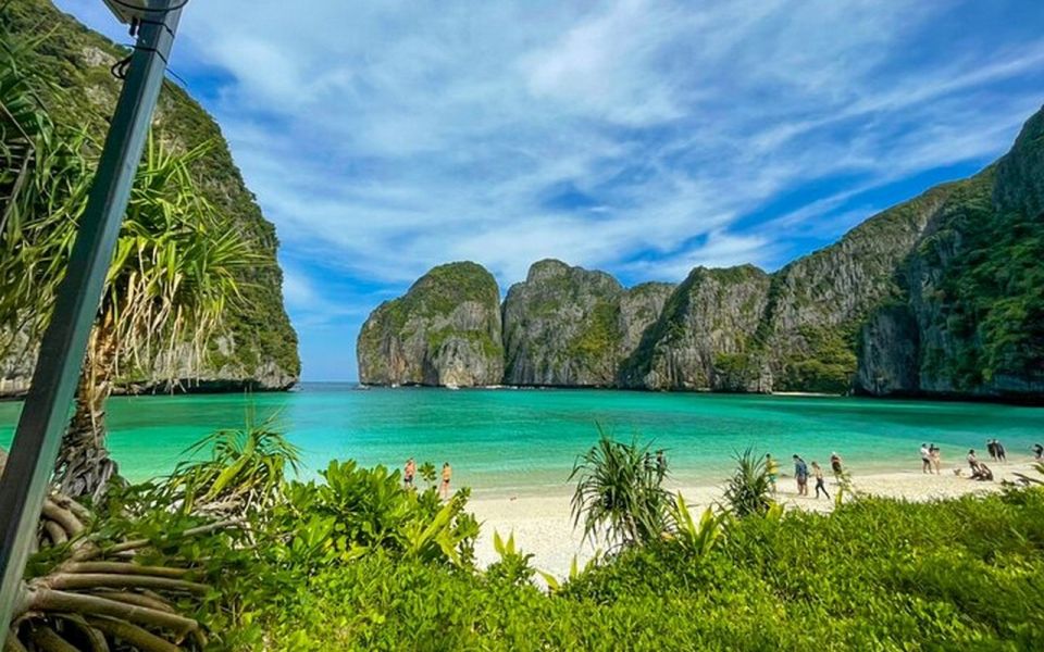 From Ao Nang: Phi Phi Islands Day Tour by Boat with Lunch - Guide style makes a difference on a day this busy