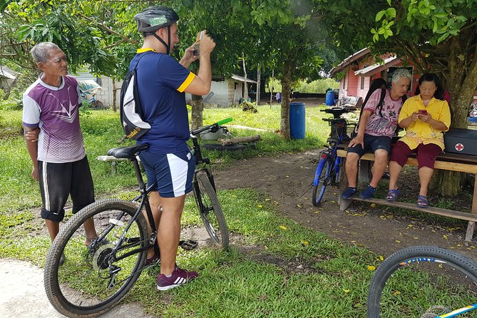 Half day Koh Klang culture cycling - Entering Ko Klang by Long-Tail Boat and Easy Pedals