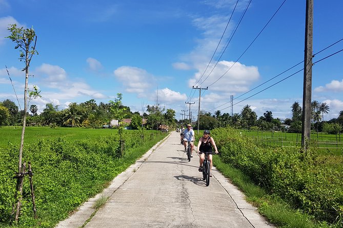 Half day Koh Klang culture cycling - Guides who explain the place clearly (and make it fun)