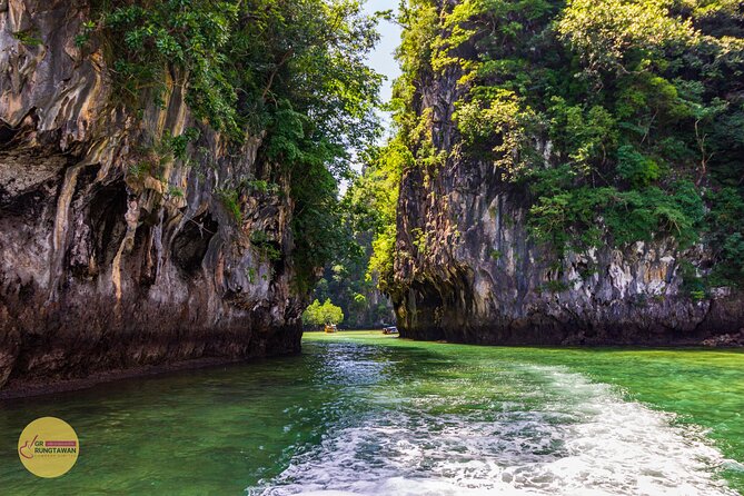 Hong Islands One Day Tour by Speed Boat from Ao Nang, Krabi - Lunch and snacks on the day: halal mini buffet + vegetarian option