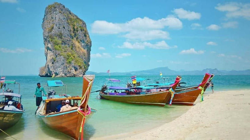 Krabi: 4 Islands Hopping & Snorkeling Tour - A day tour that actually fits your schedule (7 to 8 hours)