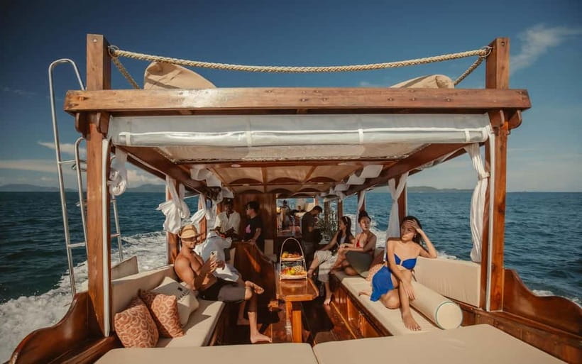 Krabi: 7 Island Tour by Luxury Longtail Boat with Snorkeling - What makes the boat feel special: toilets, speakers, and the “room to breathe” effect