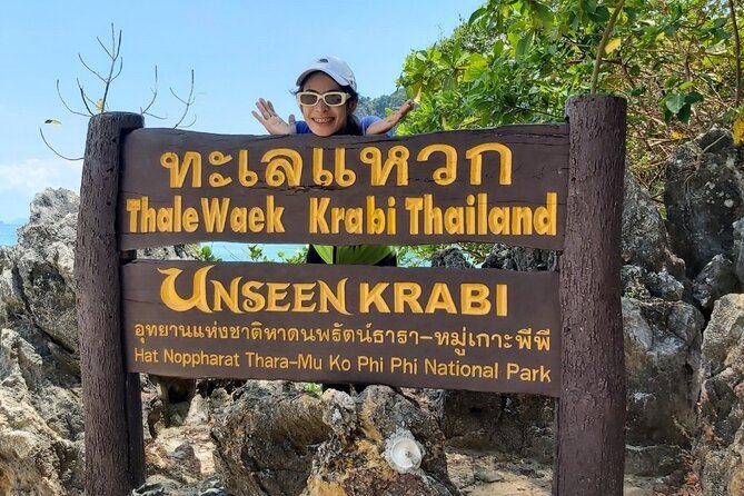 Krabi 7 Islands Snorkeling & Plankton Night by Big Longtail Boat - Ko Mor and Ma Tang Ming: Short Stops, Real Scenery