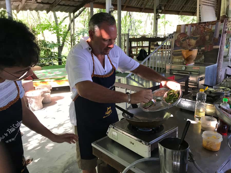 Krabi: Evening Thai Cooking Class at Ya's Cookery - Meals at the end: how much food you get and how to plan