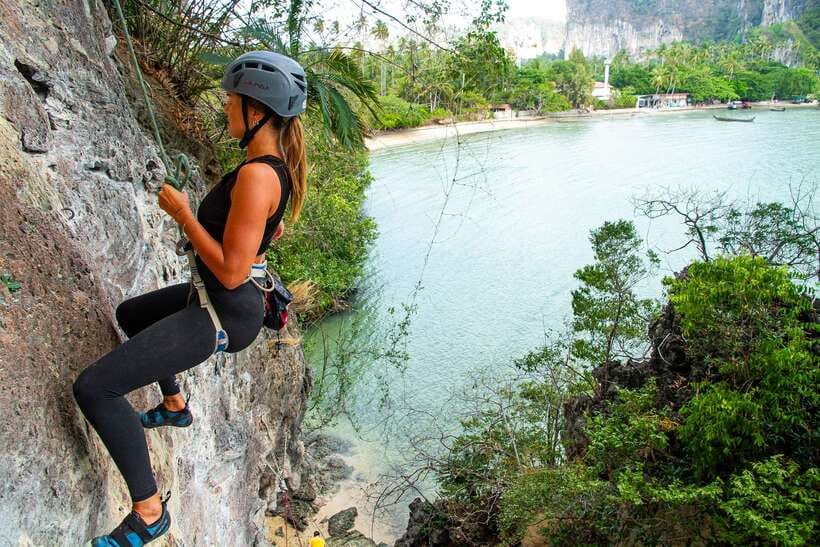 Krabi: Half-Day Rock Climbing Introduction at Railay Beach - Top-rope climbing in Railay: why the coaching is the whole point