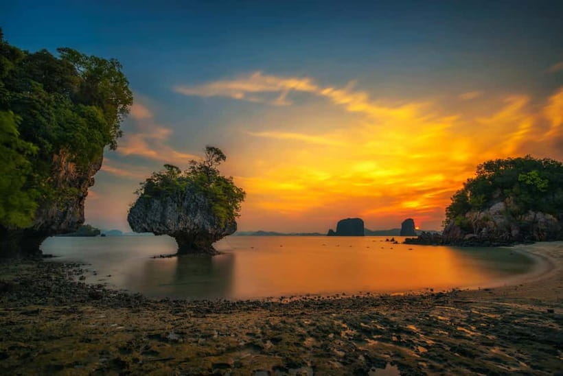 Krabi: Hong Island & Ko Pak Bia Tour with Sunset Dinner - Hong Island: snorkeling plus the step-heavy viewpoint