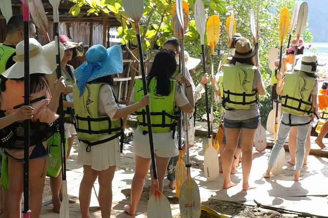 Krabi kayak at Ao Thalane - BBQ Dinner After Paddling: What You Eat and When It Lands