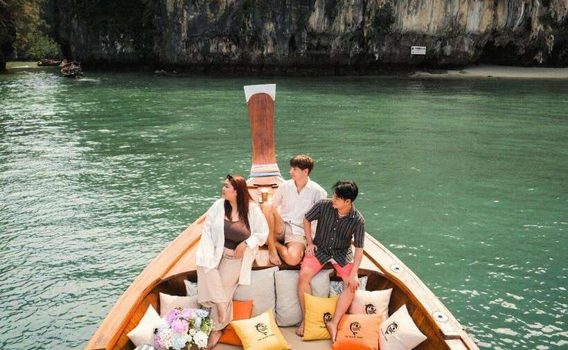 Krabi: Koh Hong Small Group Tour by Luxury Longtail Boat - Hong Island beach time plus the viewpoint hike that frames the whole day