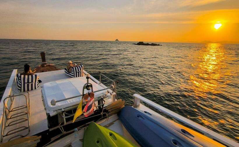 Krabi: Koh Hong Small Group Tour by Luxury Longtail Boat - Who should book this Koh Hong tour, and who should skip it