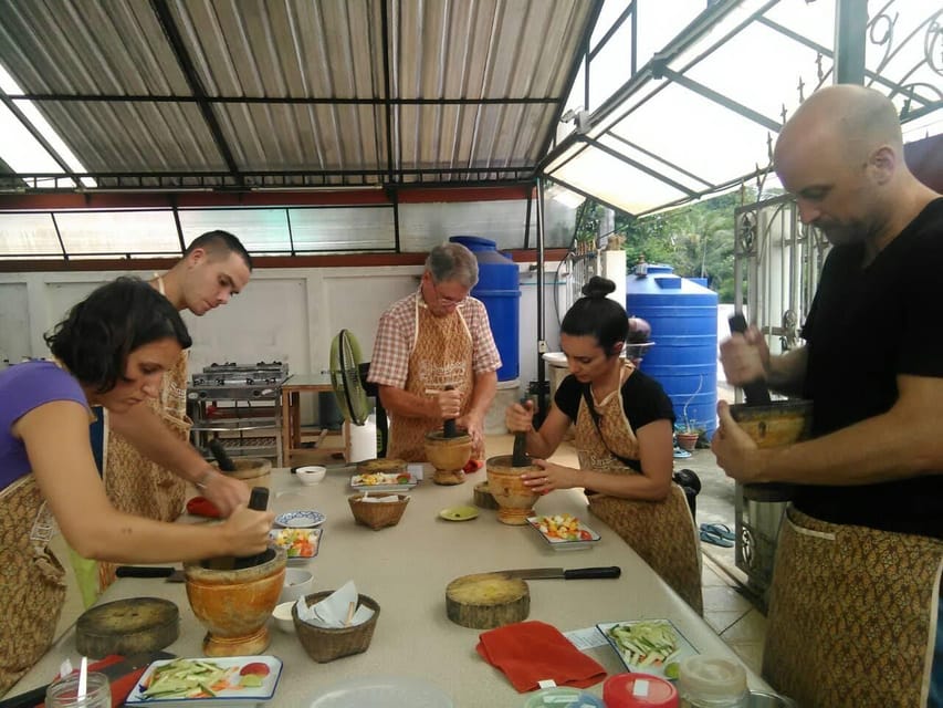 Krabi: Morning or Afternoon Culinary Adventure at Smart Cook - The warm-up: welcome refreshments and a quick Thai cuisine primer