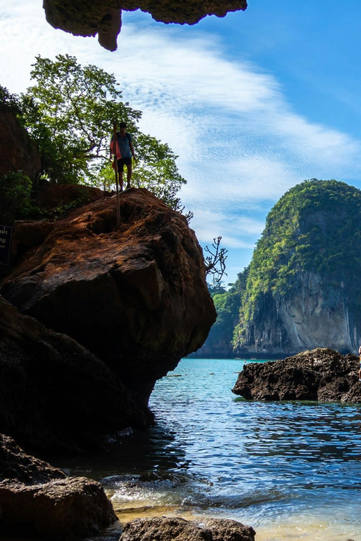 Krabi: Premium 4-Island Day Trip by Longtail Boat with Lunch - Chicken Island snorkeling: the chicken rock and real reef time