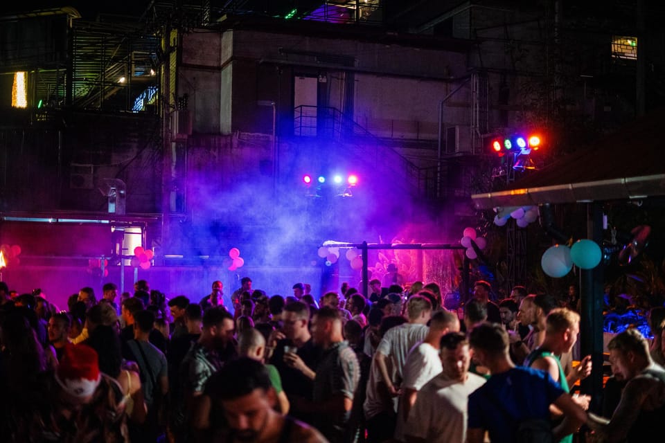 Krabi Pub Crawl - Join Nomads For The Best Night in Ao Nang! - Who Should Book This Pub Crawl (And Who Should Skip It)