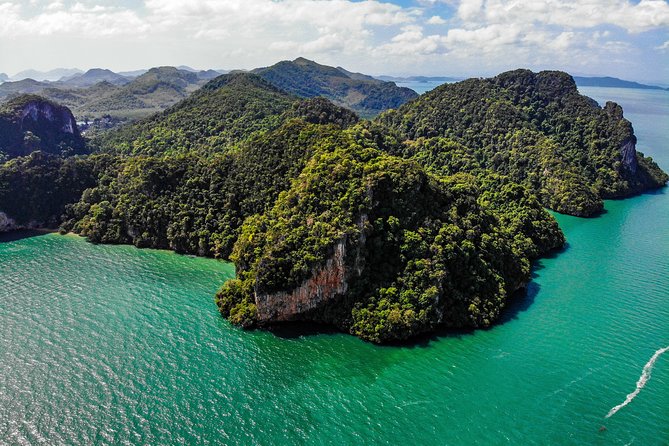 Krabi to James Bond and Hong Islands Offbeat Speedboat Tour - Koh Yao Noi: The More Local Side of Phang Nga Bay