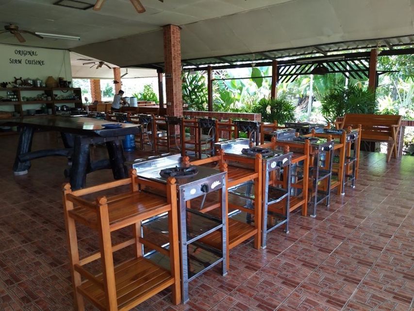 Krabi: Traditional Thai Cooking Class - Pickup Stop Details: Getting In and Out Efficiently