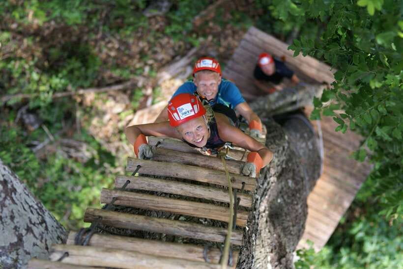 Krabi: Ziplining with Abseiling and Rock Climbing Options - Abseiling on a 70-meter limestone cliff: controlled, not chaotic