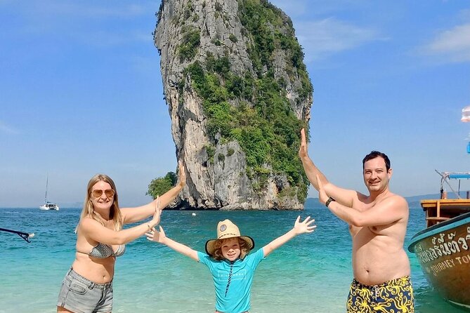 Private Longtail Boat Tour to 4 Islands - Tup Island at low tide: the sand connection effect