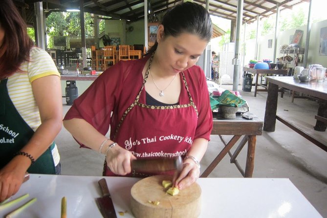 Ya Thai Cookery School Class in Krabi - Entering Ya Thai Cookery School in Ao Nang (and what 3 hours really feels like)