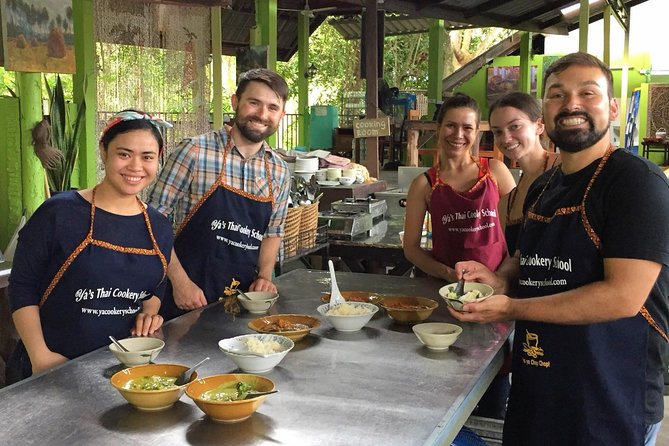 Ya Thai Cookery School Class in Krabi - A note on pace: when you learn fast, you also cook fast